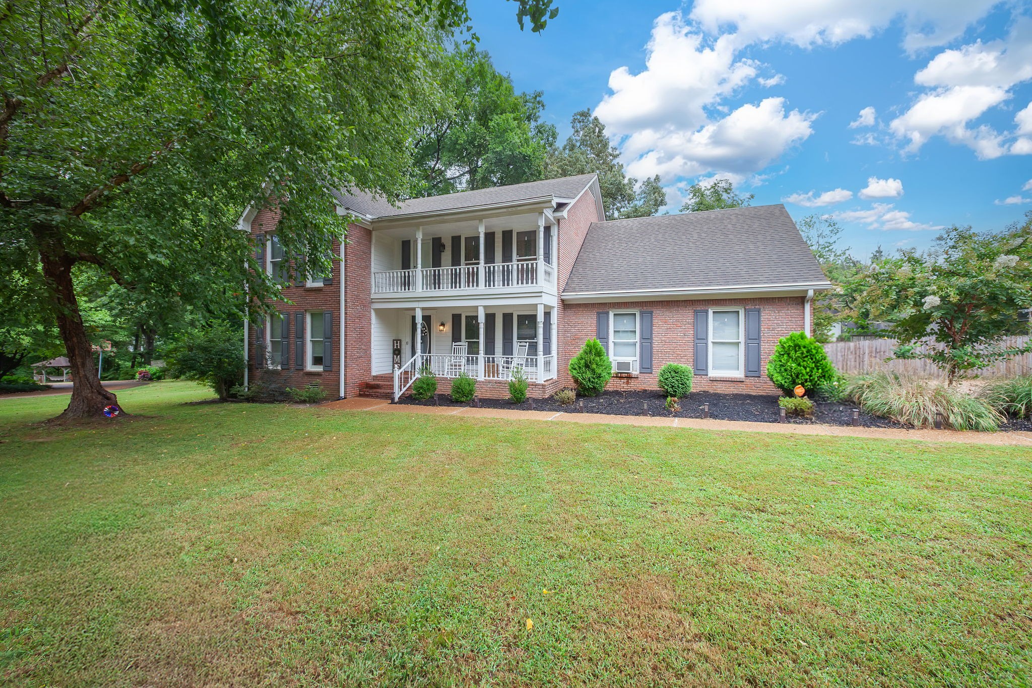 76 Colonial Cv Property Photo 1