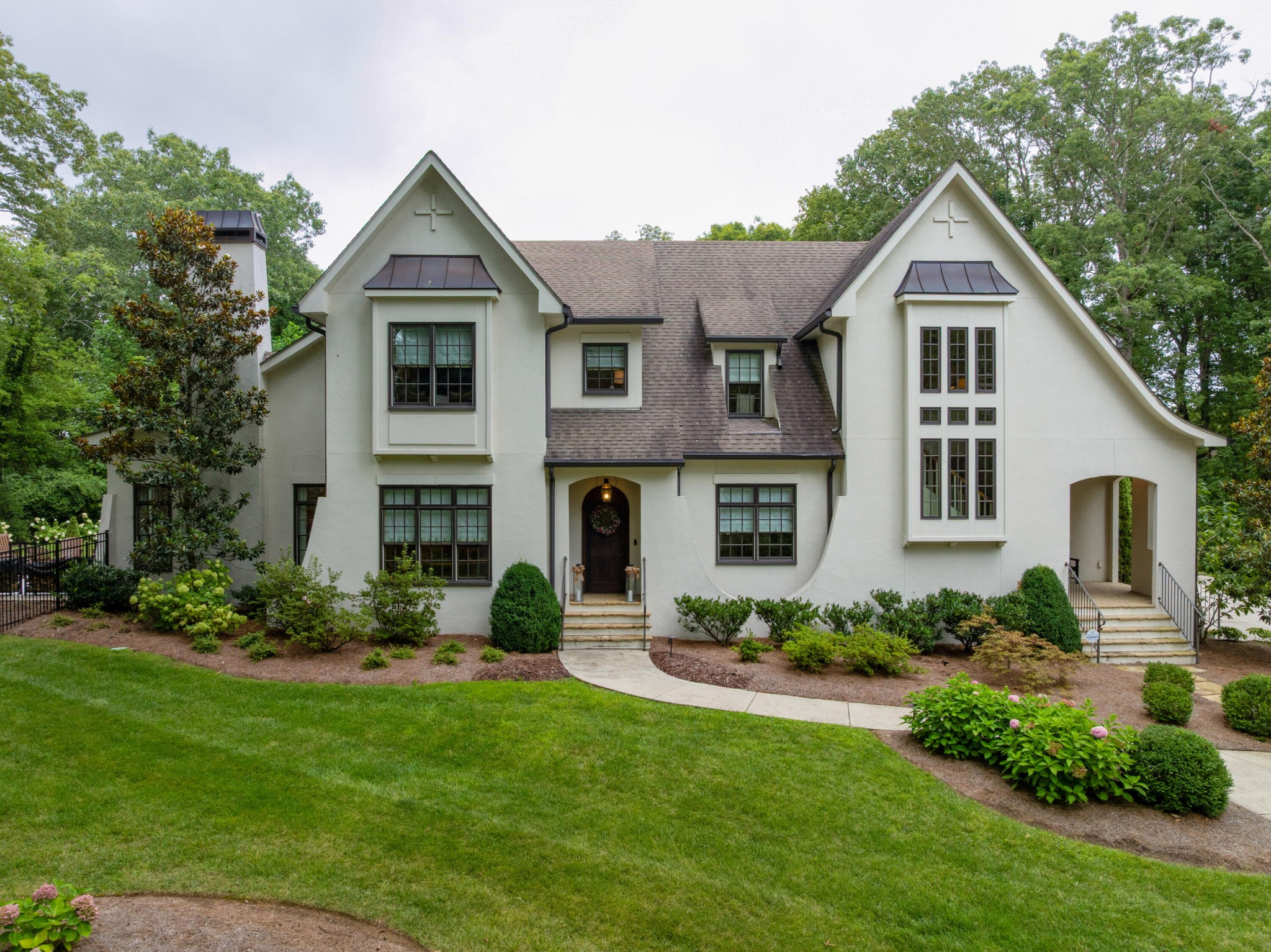 221 Stephenson Avenue Property Photo 1