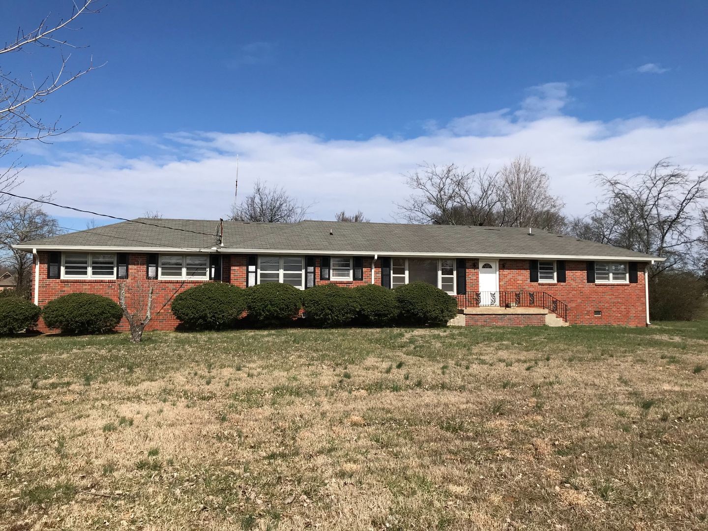 2525 Leeville Pike Property Photo 1
