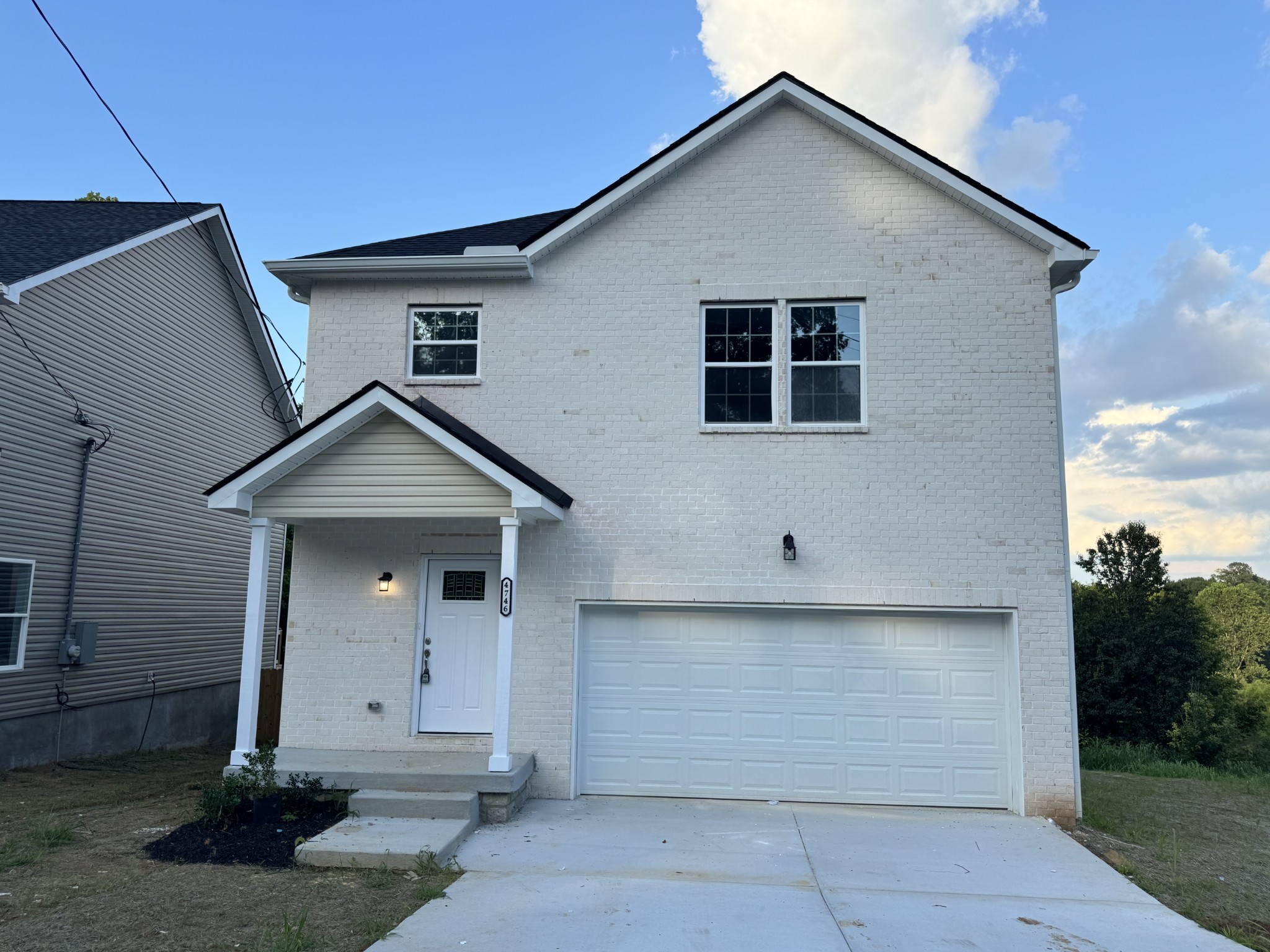 4746 Longbranch Property Photo 1