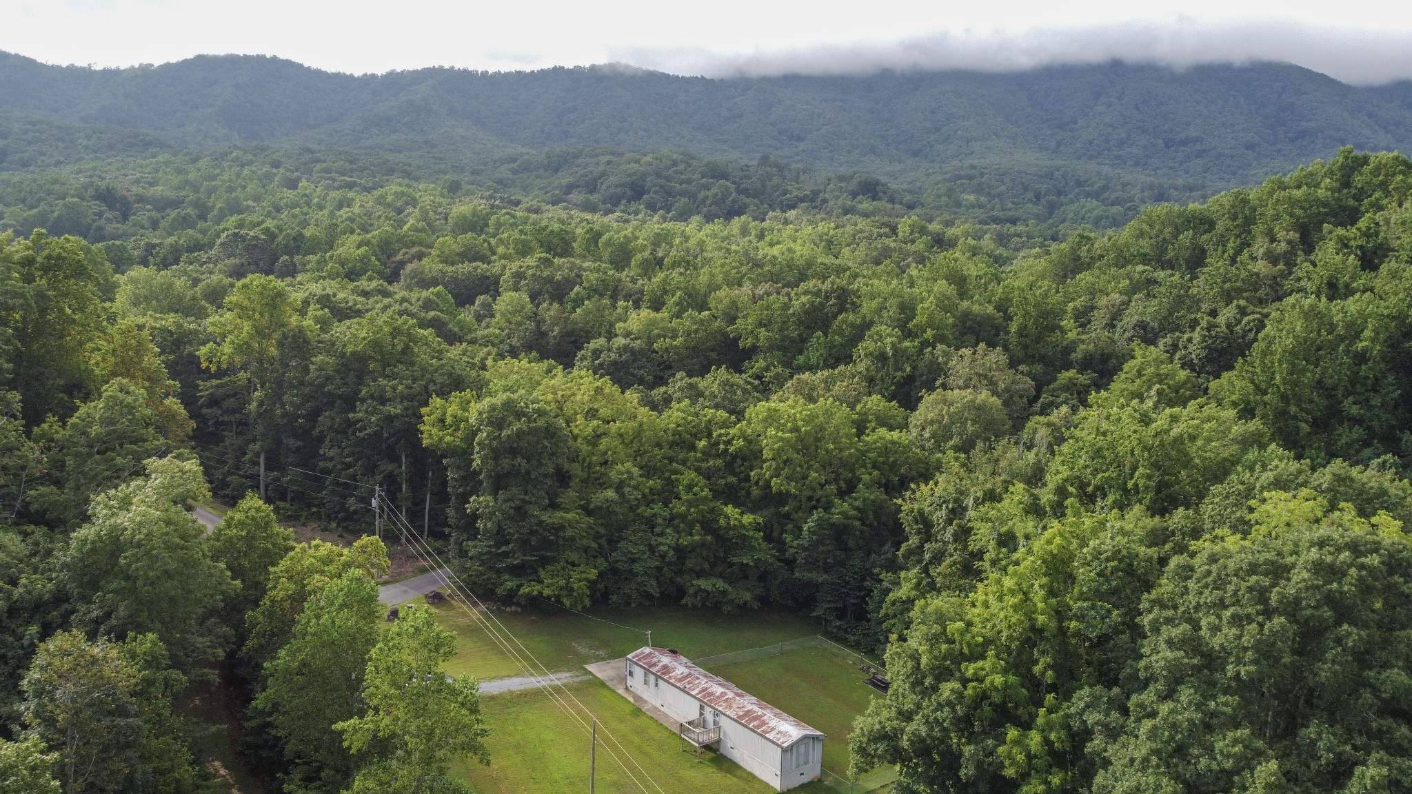 2920 Grapevine Hollow Rd Property Photo 1