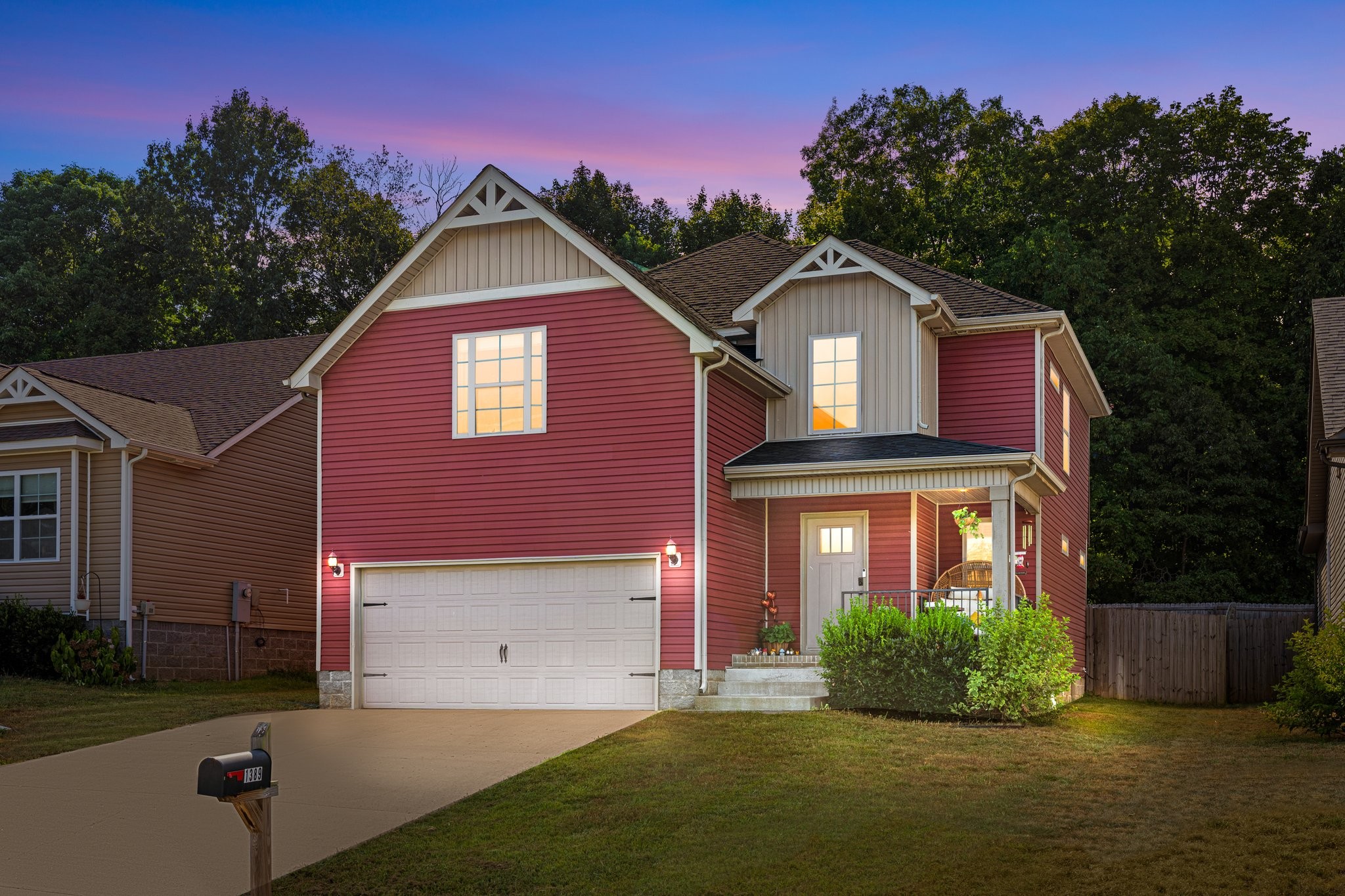 1389 Abby Lou Dr Property Photo 1