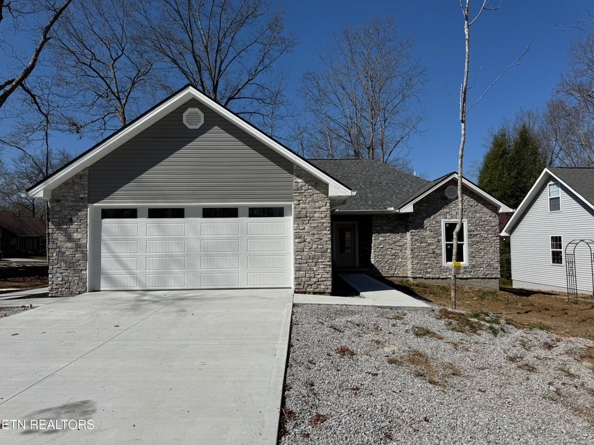 134 Glenwood Dr Property Photo 1