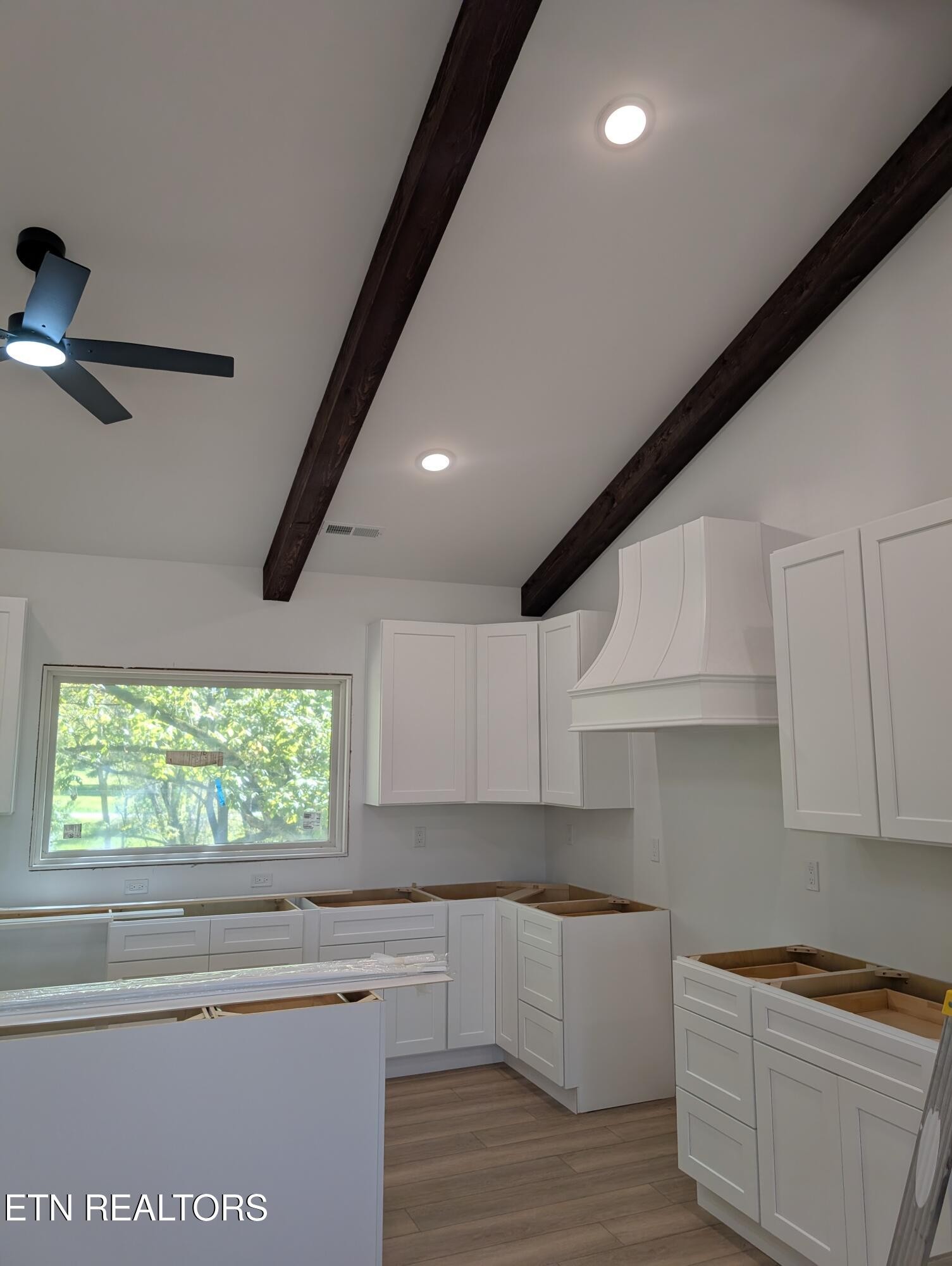 64 Buena Vista Drive Property Photo 6