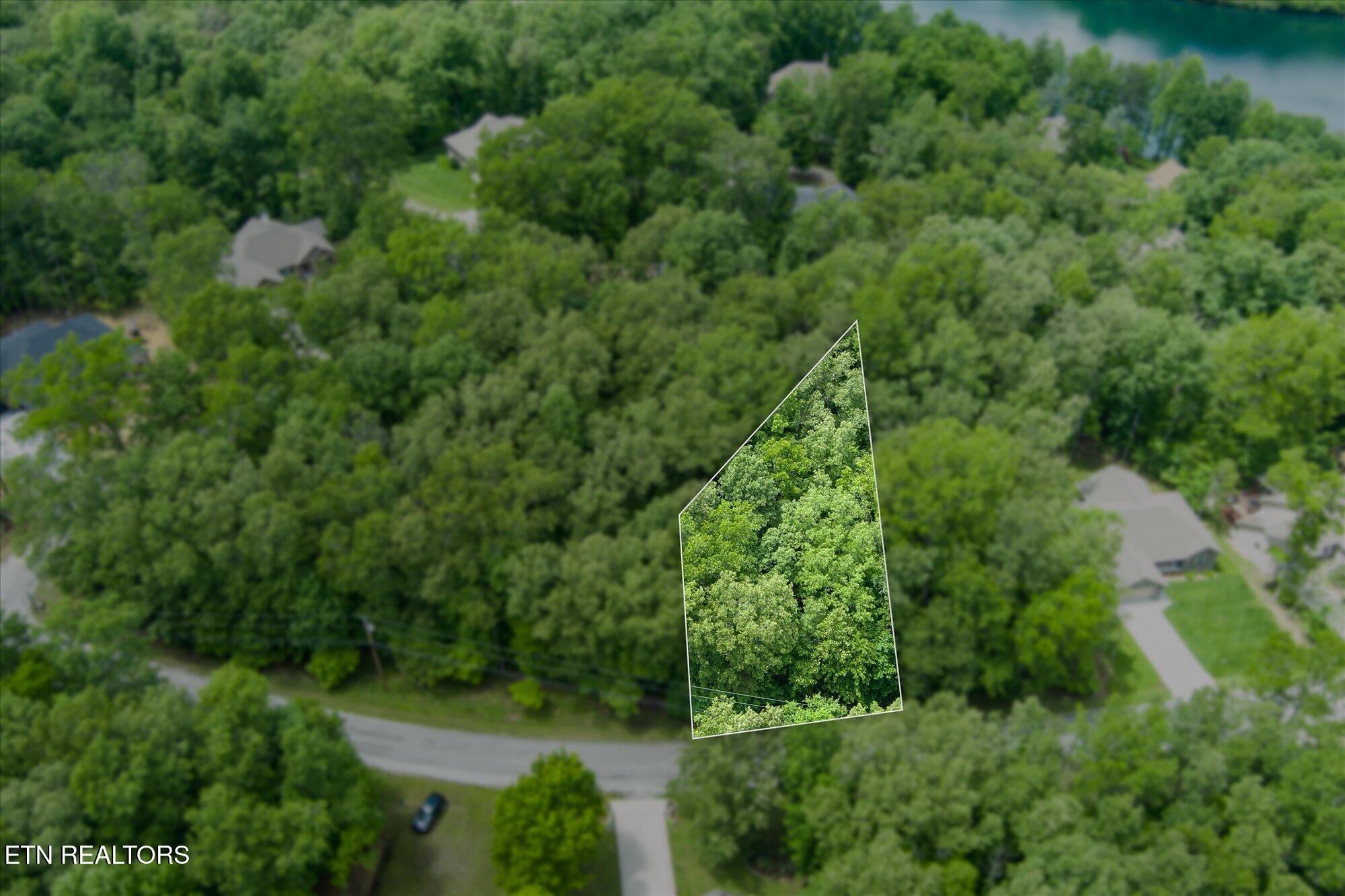 120 Beachwood Drive Property Photo 1