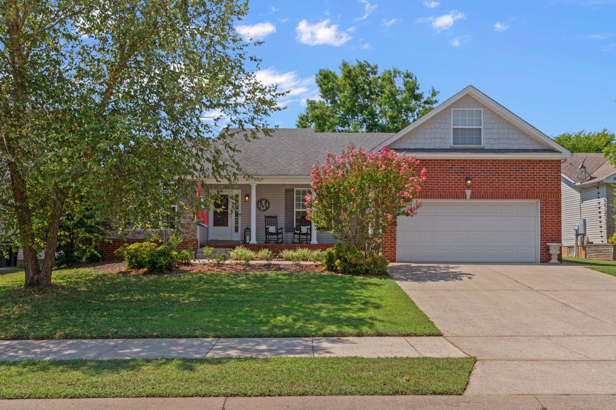 132 Vintage Cir Property Photo 1
