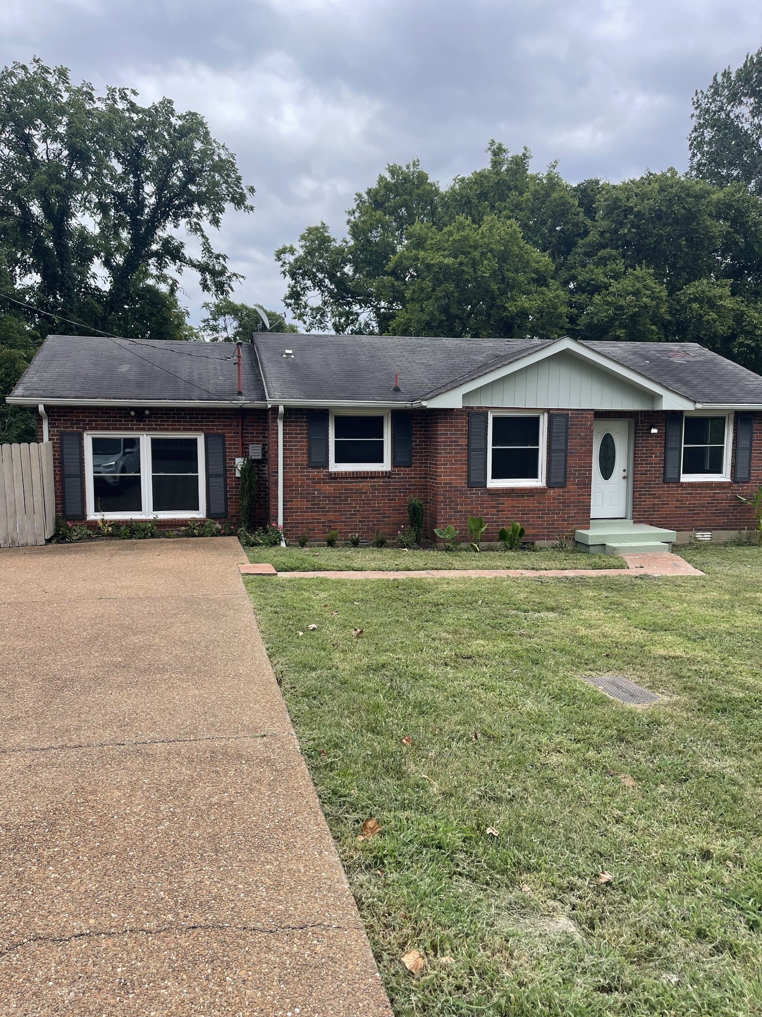 2506 Shadow Ln Property Photo 1