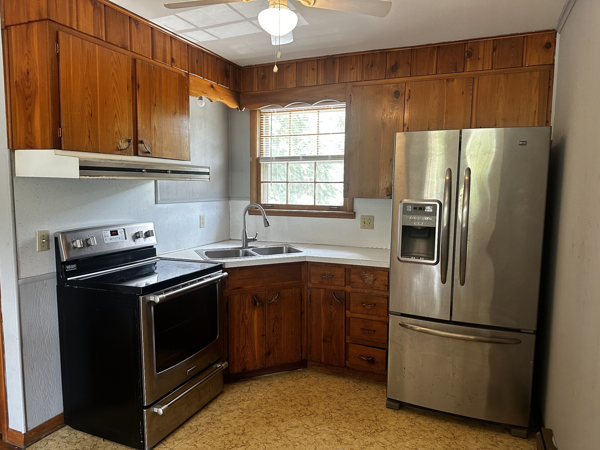 344a Margo Ln Property Photo 1