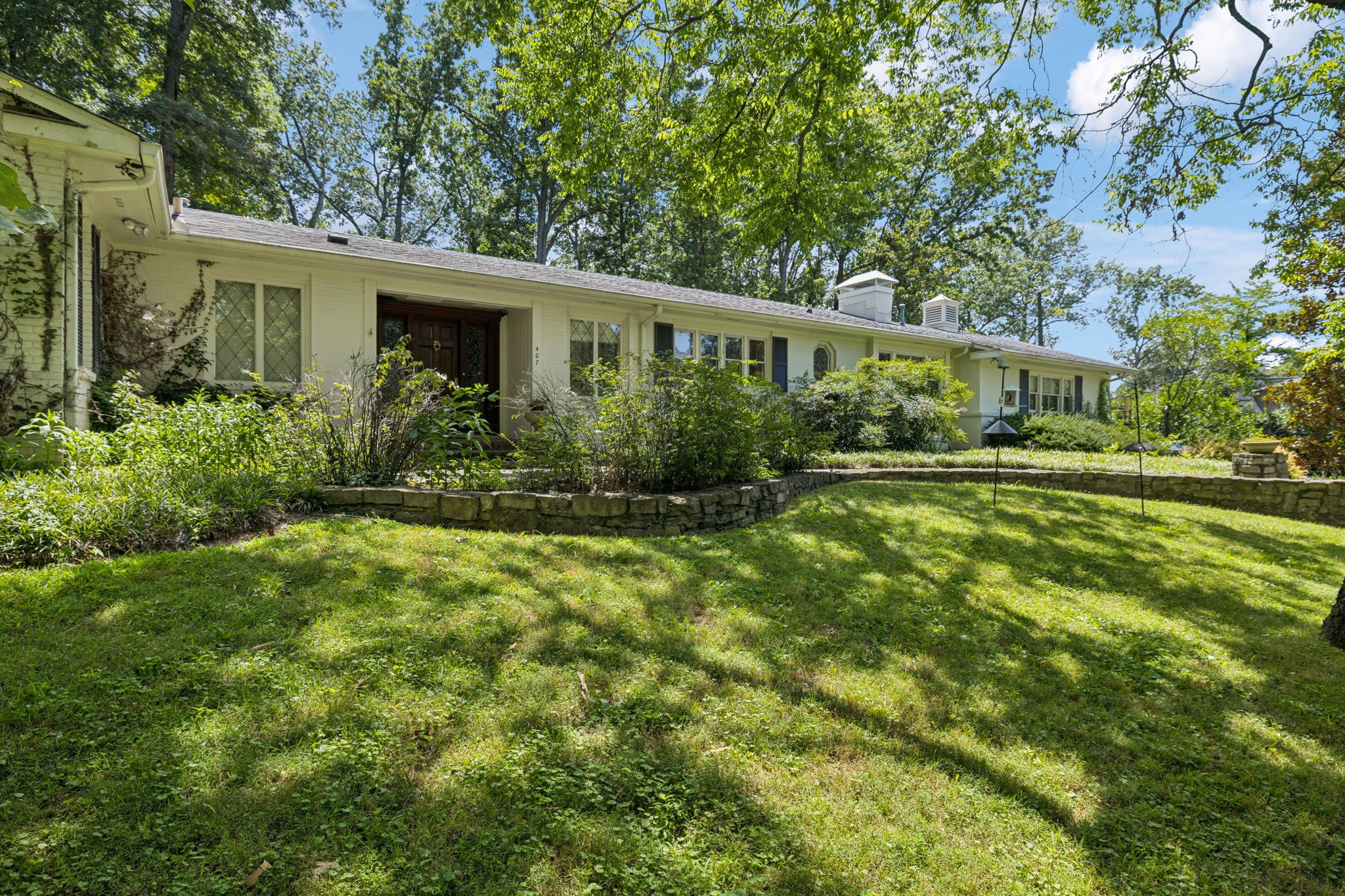 407 Hillwood Blvd Property Photo 1
