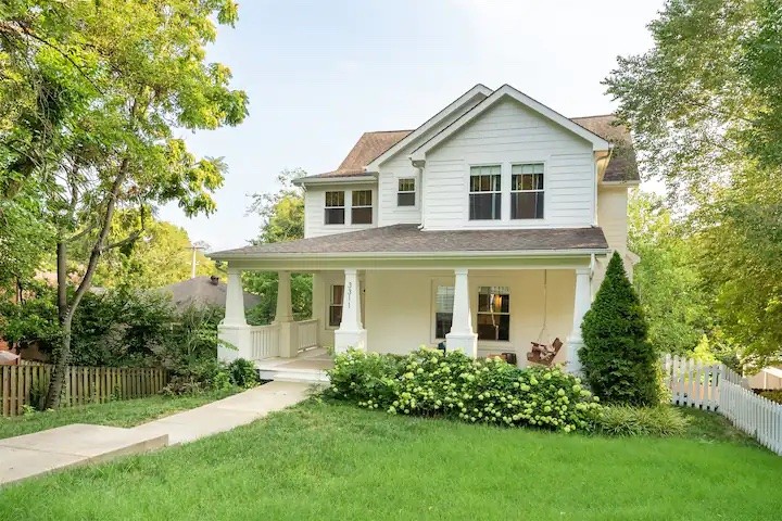 3311 Acklen Ave Property Photo 1