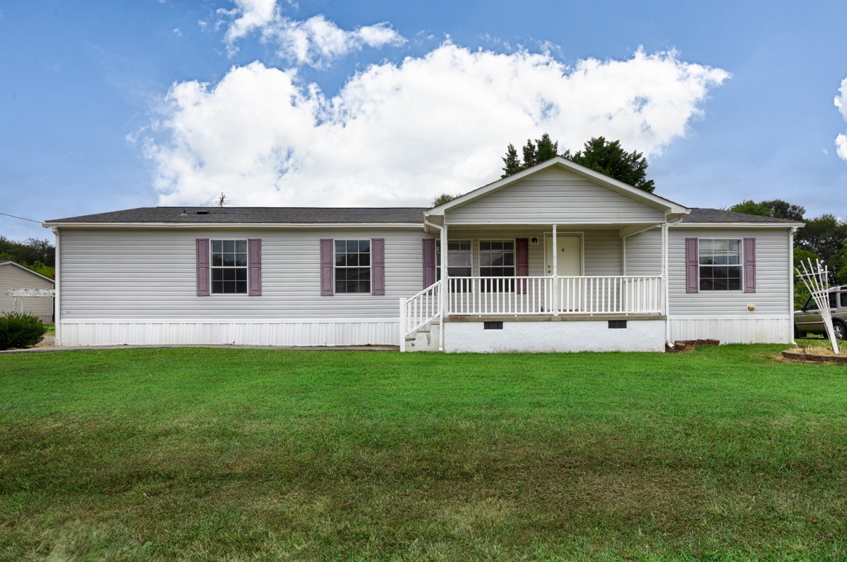 27240 Oak Crest Dr Property Photo 1