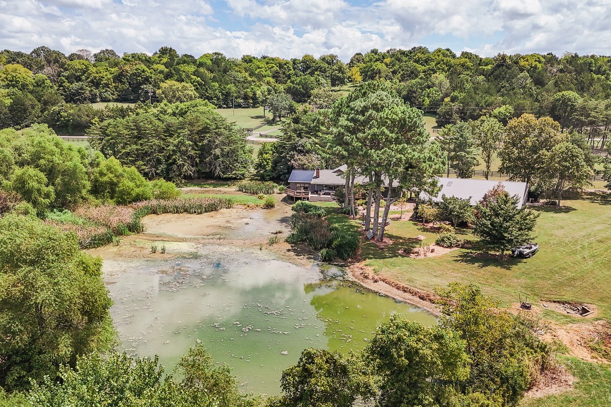 6923 Cross Keys Rd Property Photo 1