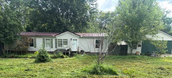 1137 N Sumner Rd