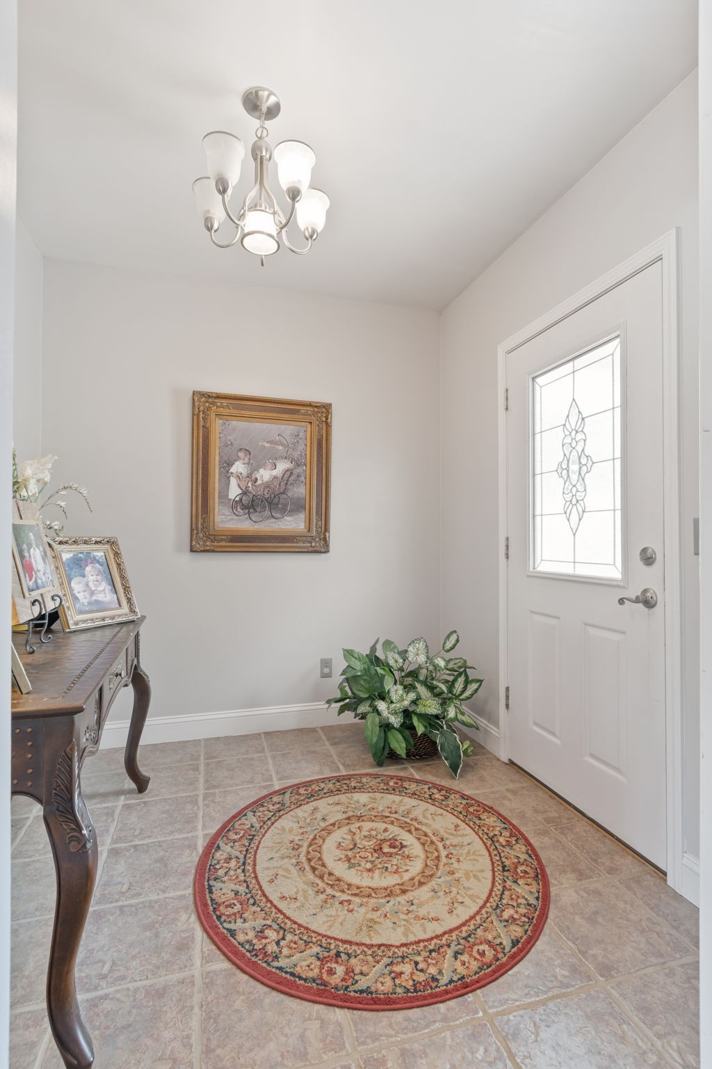 2820 Skyview Drive Property Photo 8