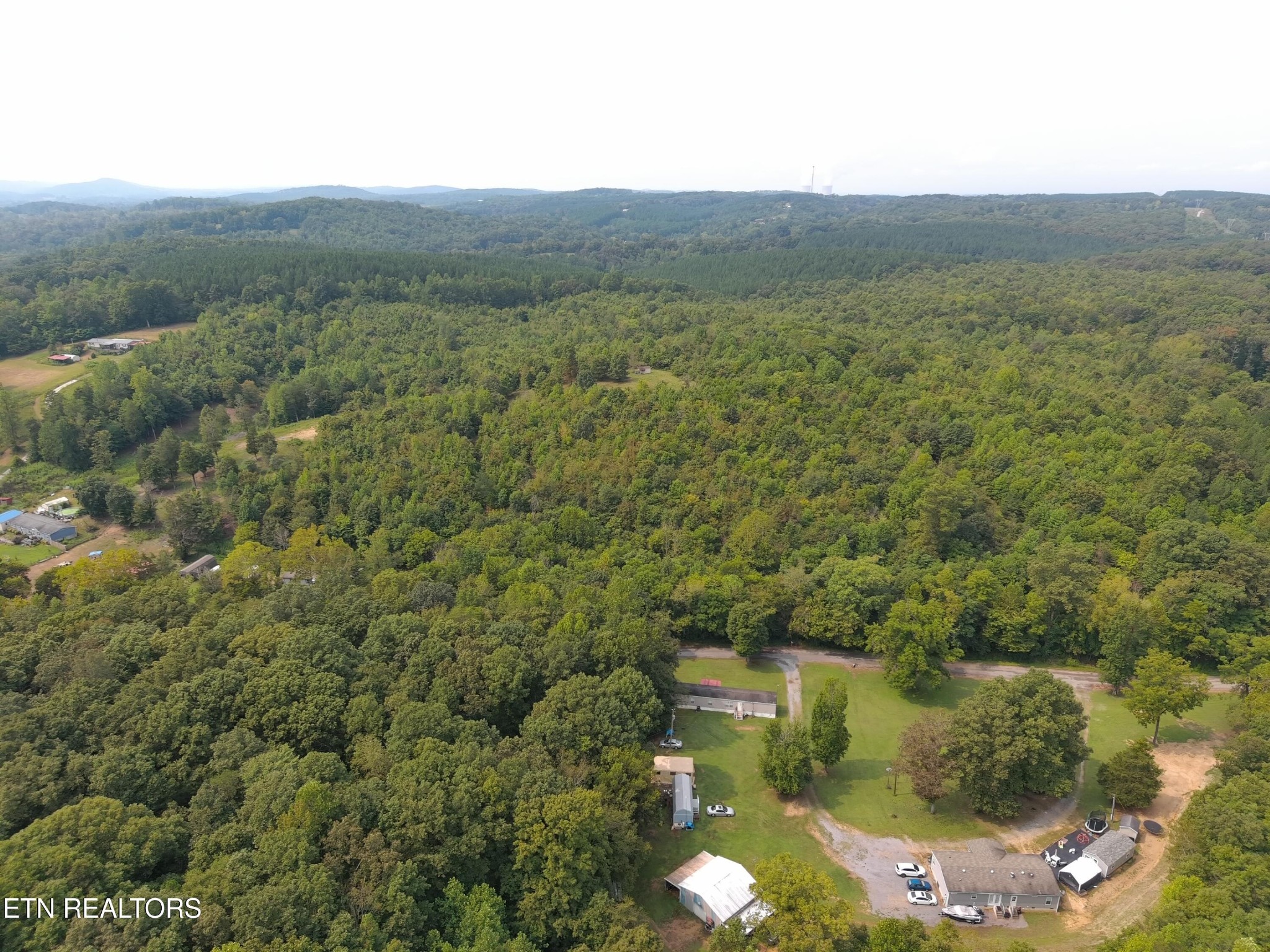 417 Womac Hollow Rd Property Photo 13