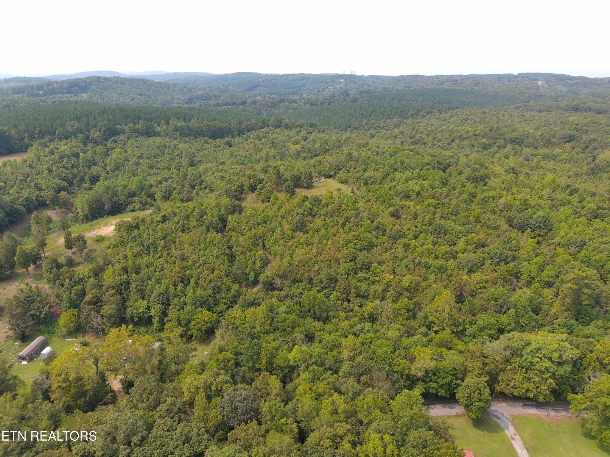 417 Womac Hollow Rd Property Photo 23