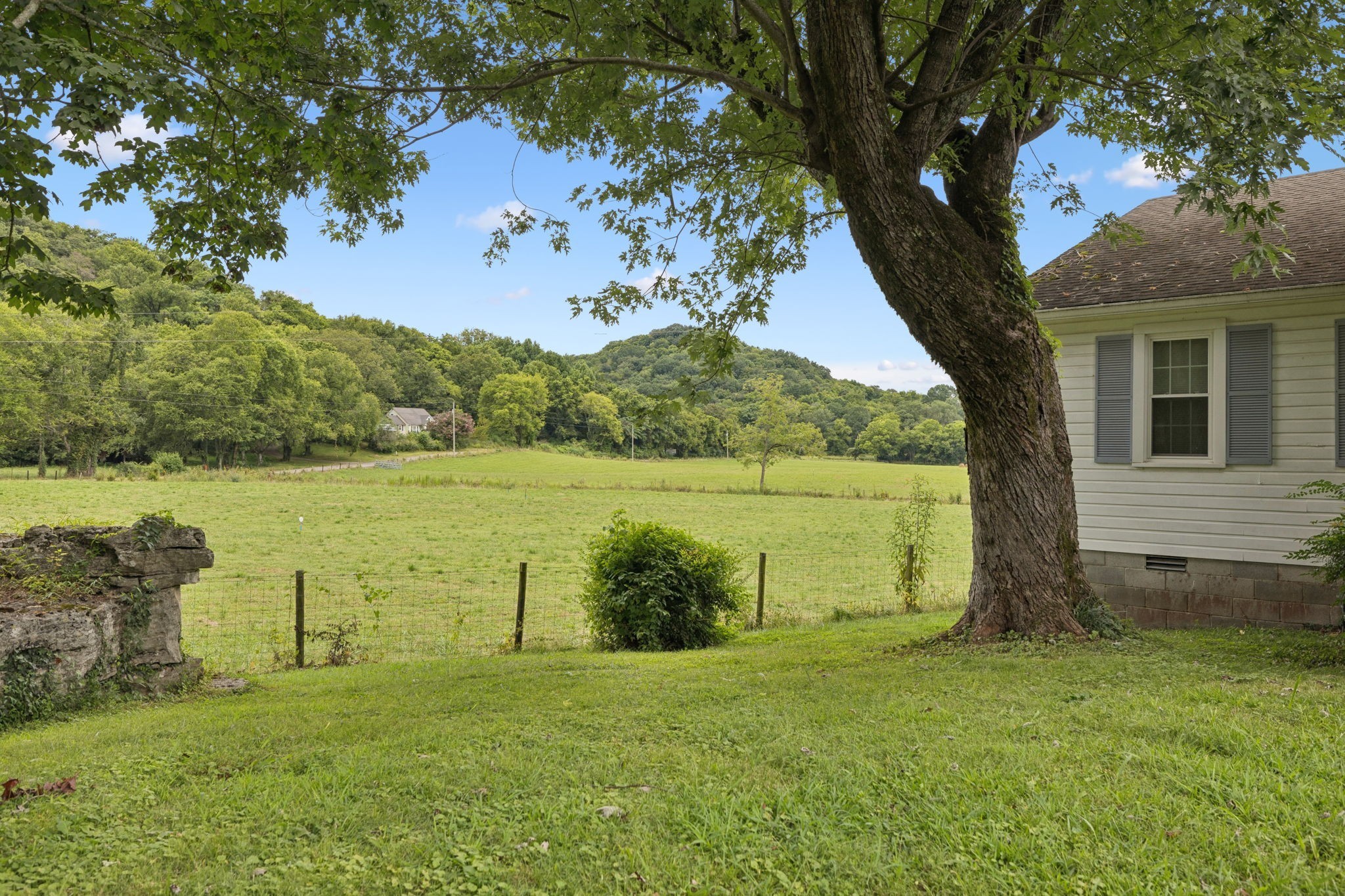 4 Crooked Hill Rd Property Photo 10