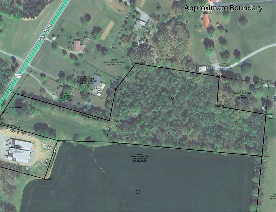 4628 Hwy 31w Property Photo 4