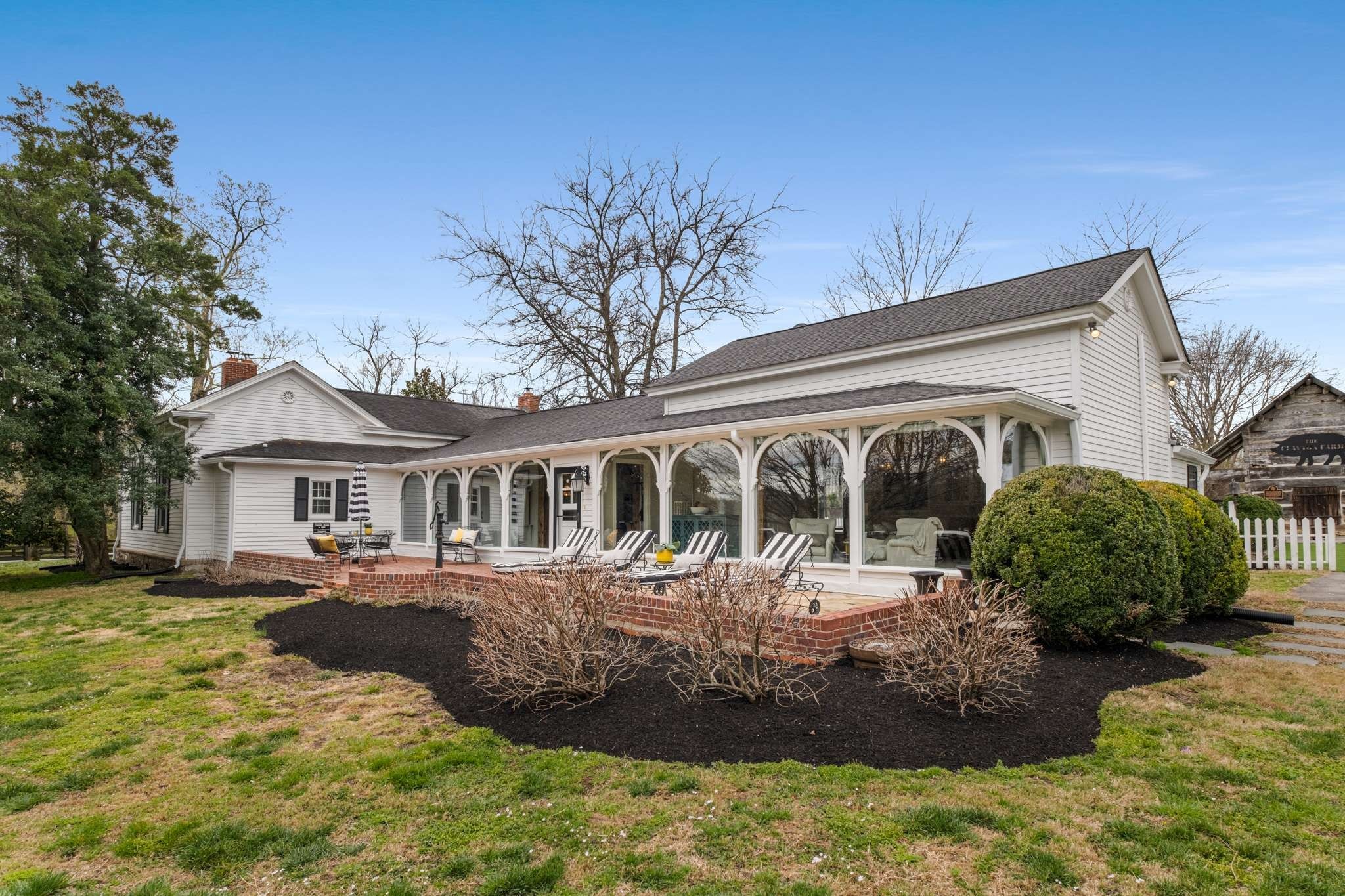 9580 Crockett Rd Property Photo 1