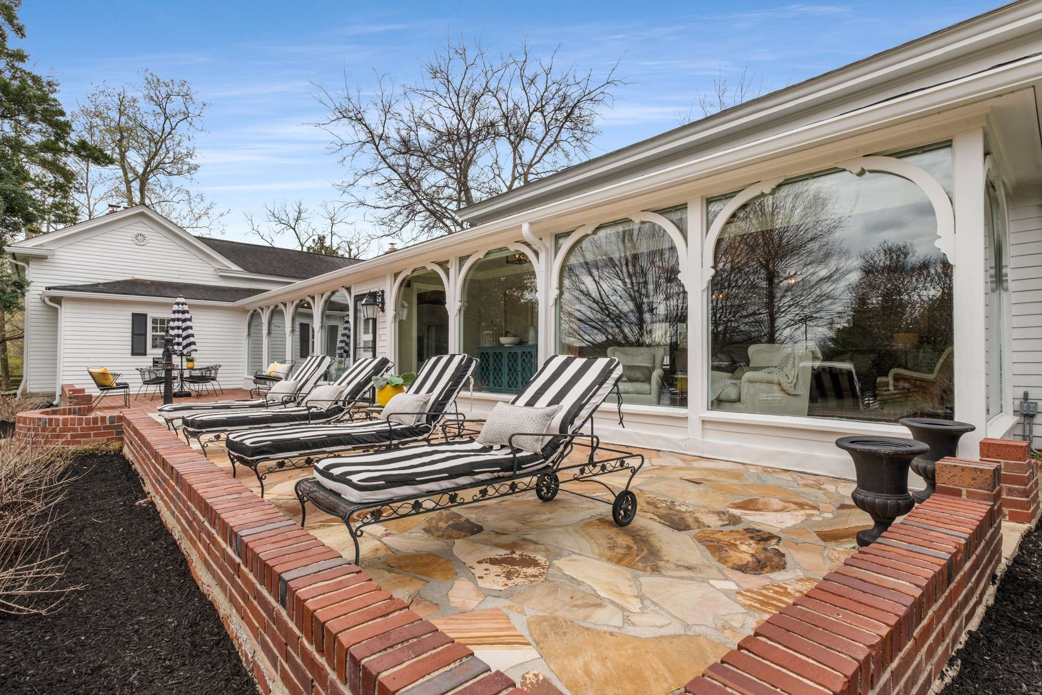 9580 Crockett Rd Property Photo 4