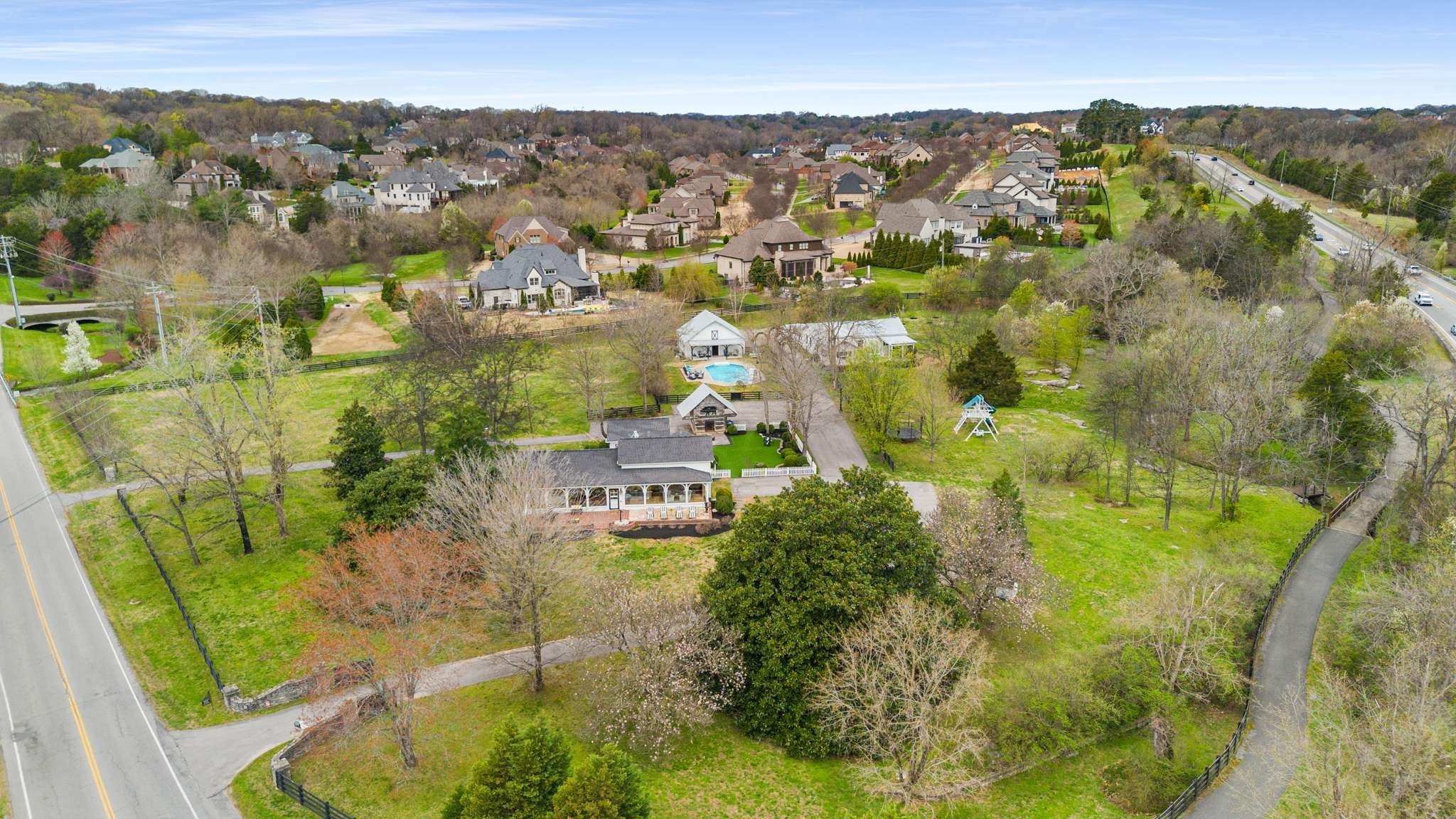 9580 Crockett Rd Property Photo 5