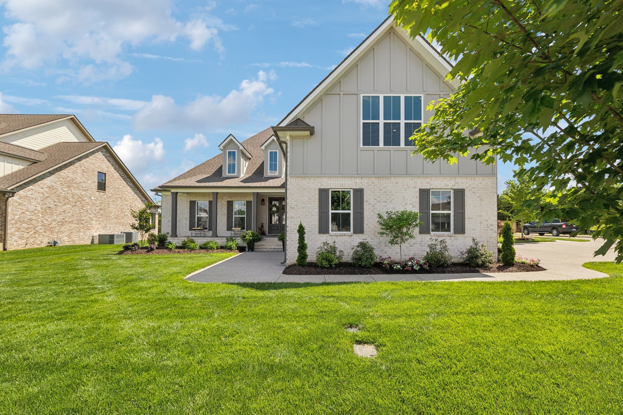 1009 Stone Creek Ln Property Photo 1