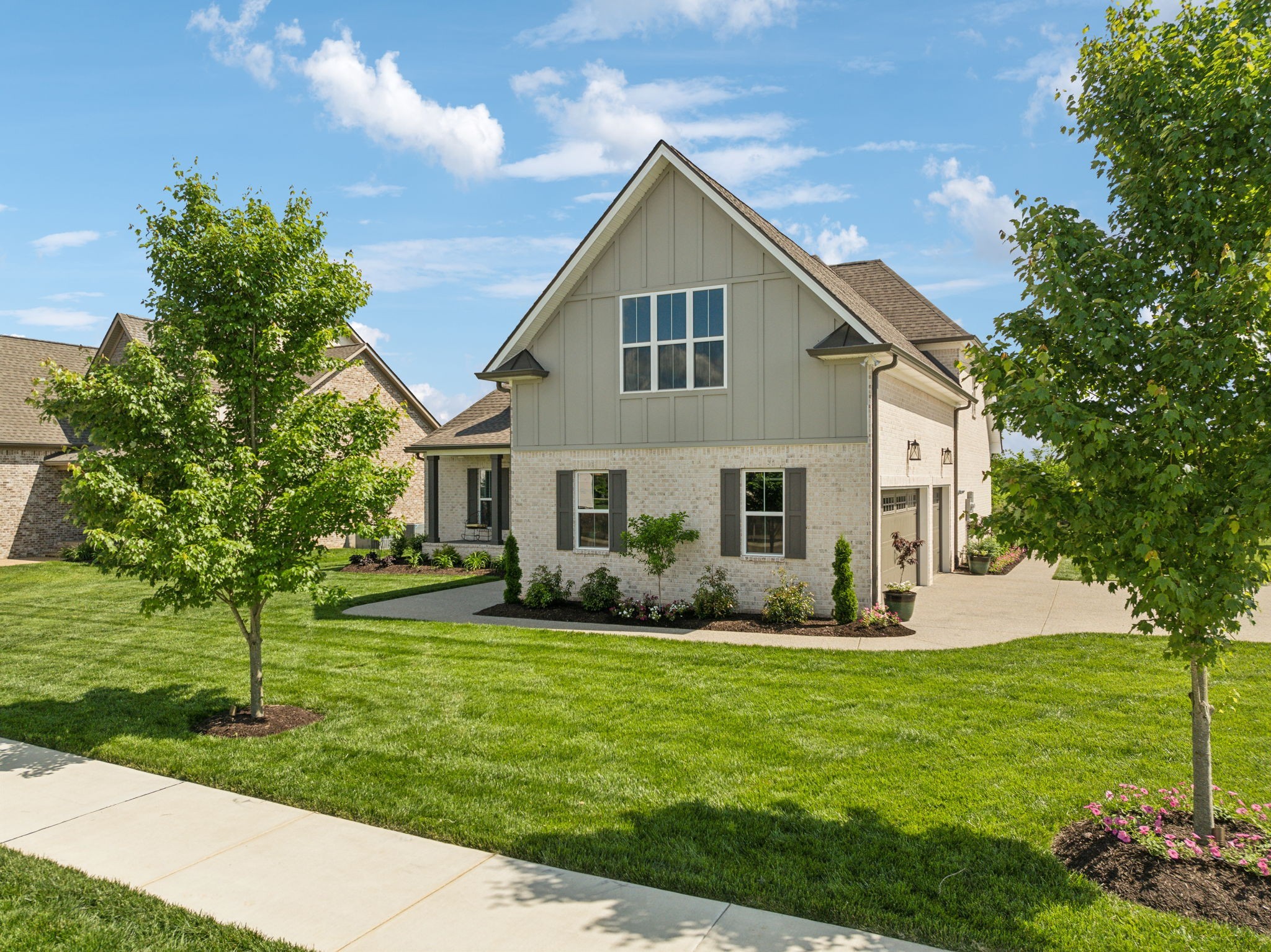 1009 Stone Creek Ln Property Photo 4