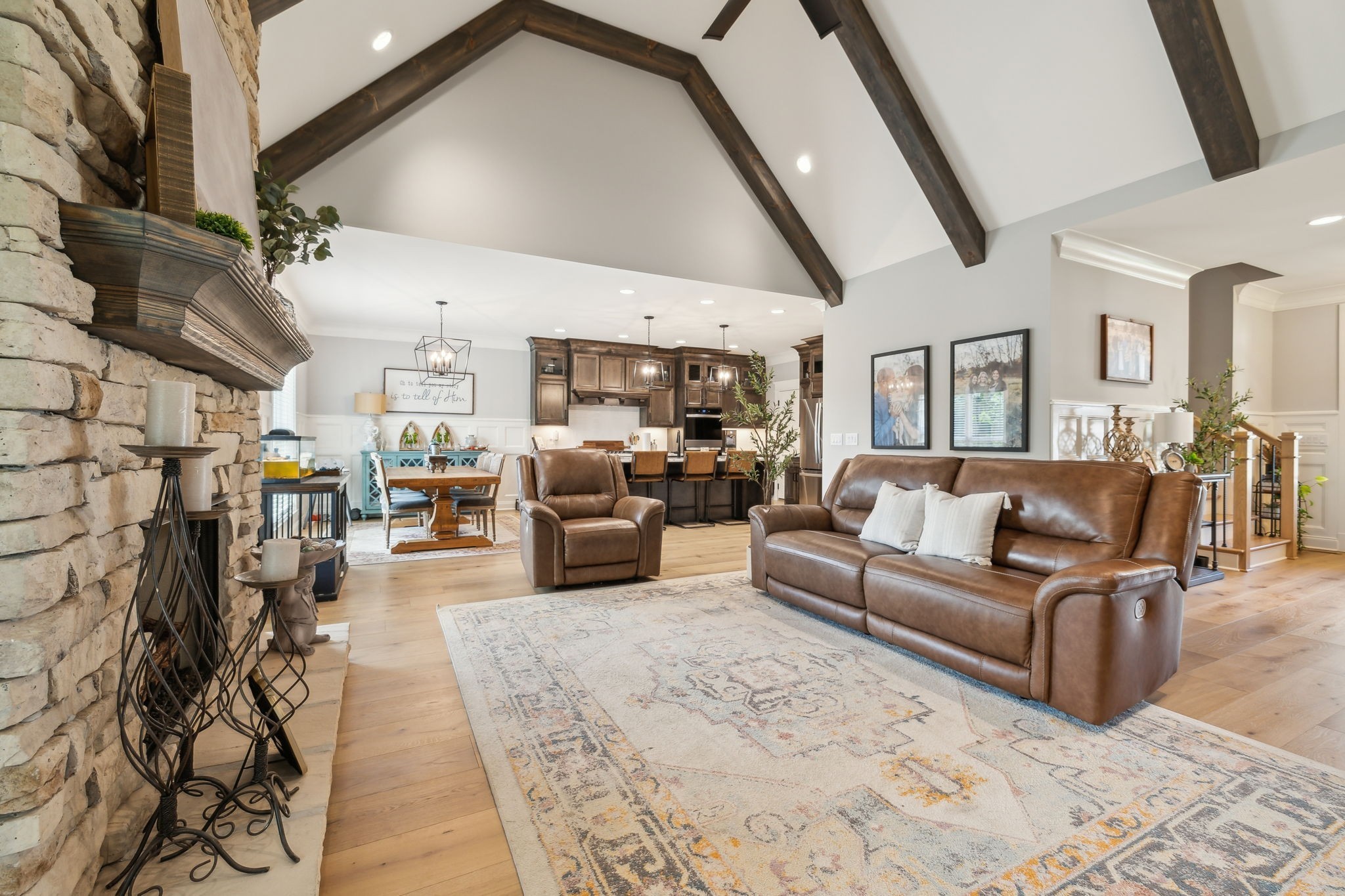 1009 Stone Creek Ln Property Photo 9