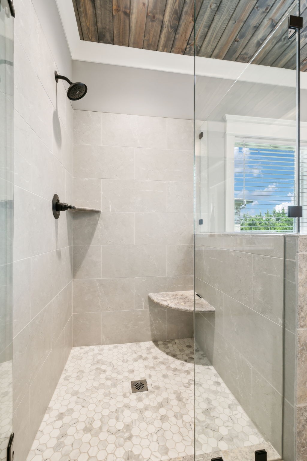 1009 Stone Creek Ln Property Photo 26