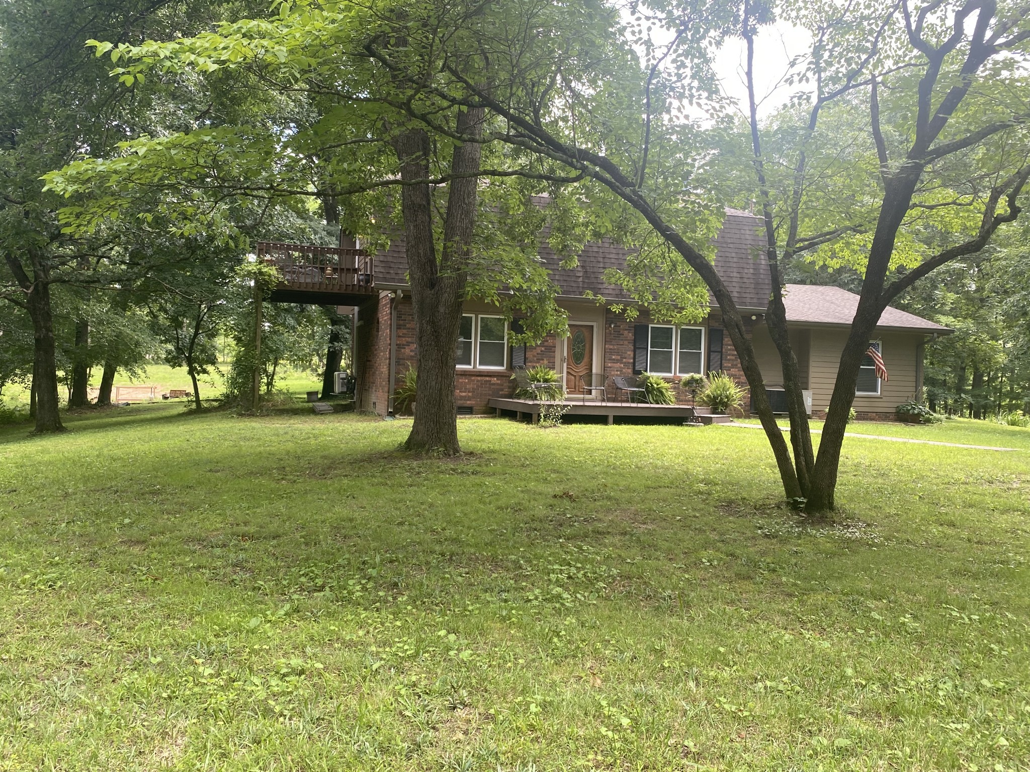 3240 Valley View Ct Property Photo 4