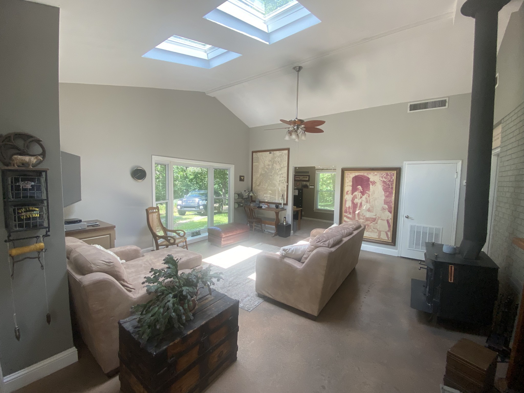 3240 Valley View Ct Property Photo 38