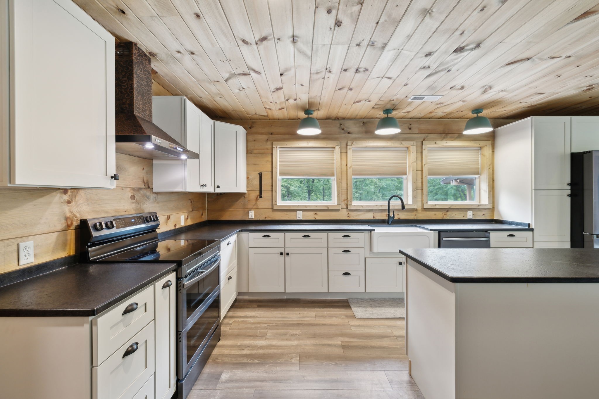 1785 St John Rd Property Photo 5