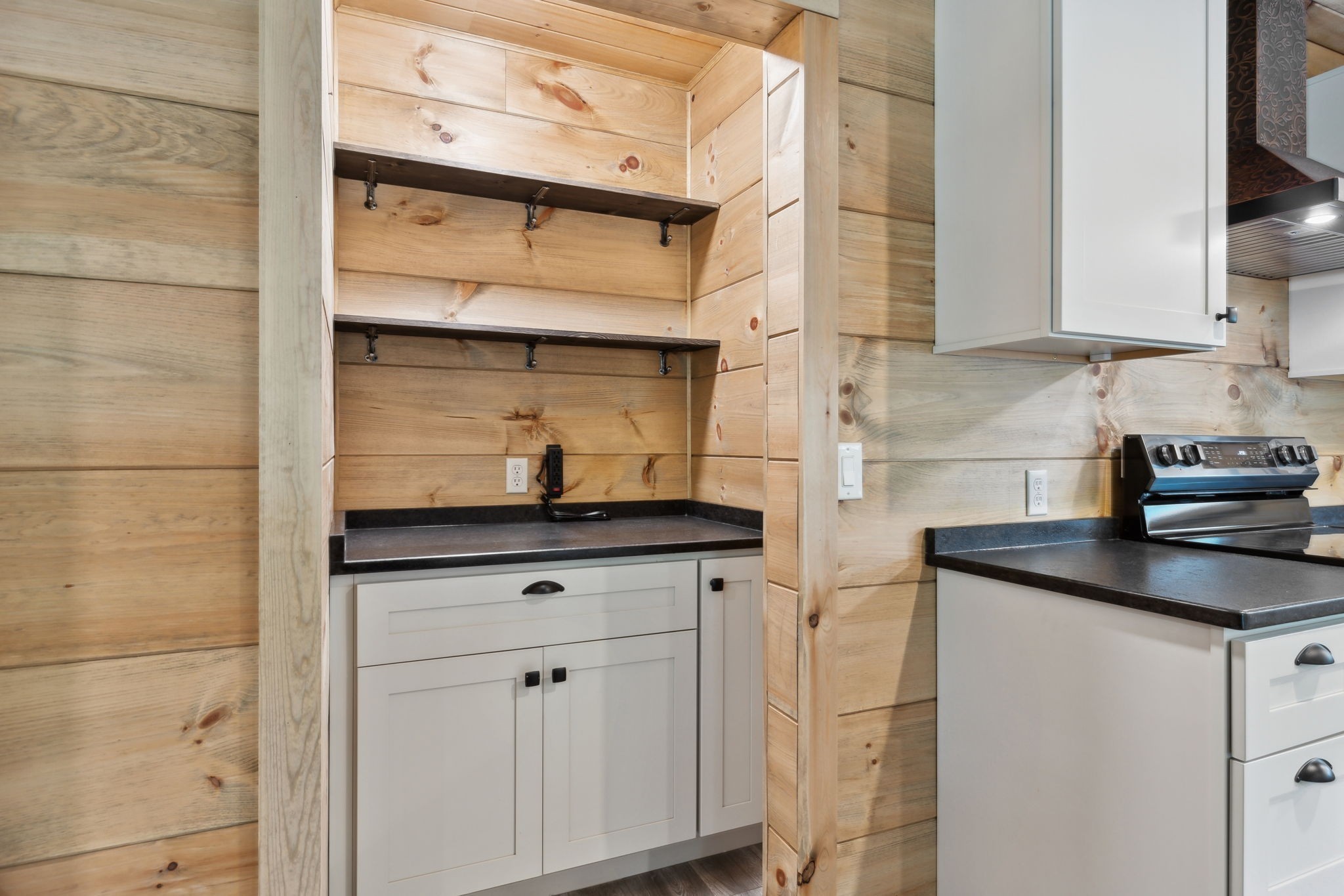 1785 St John Rd Property Photo 8