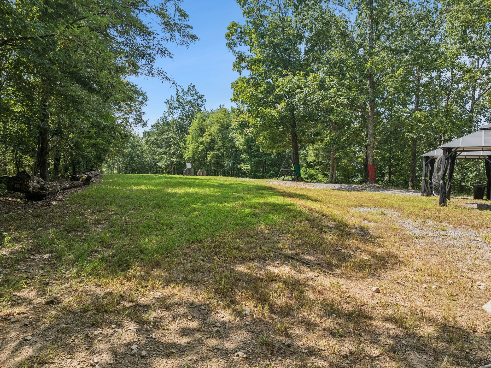 1057 Yulanda Hills Rd Property Photo 7