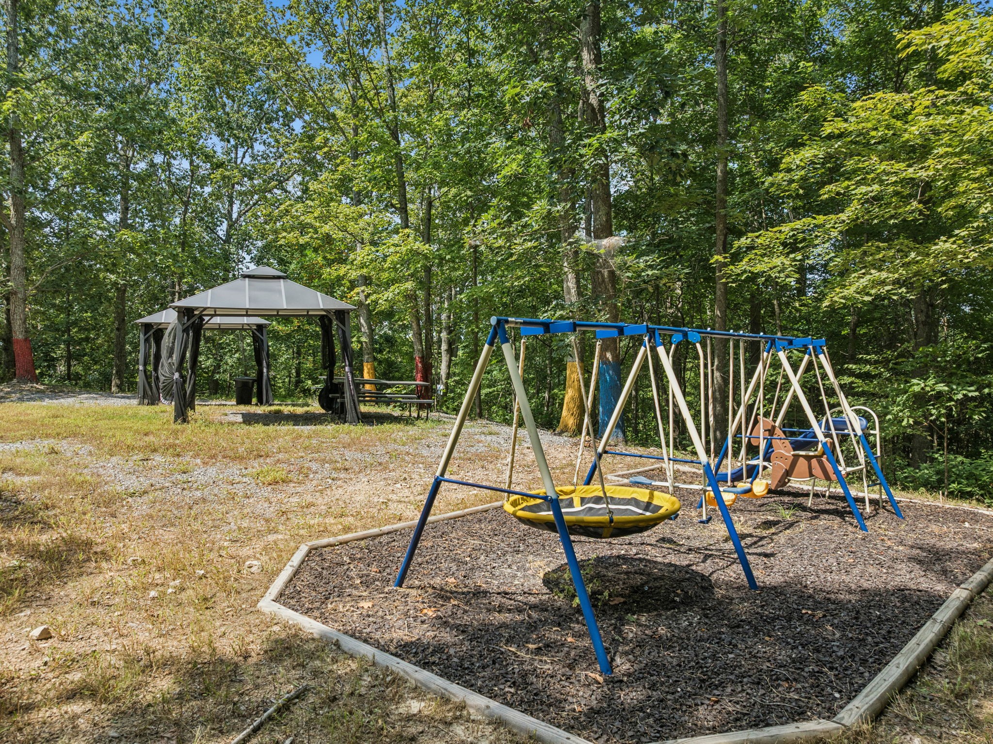 1057 Yulanda Hills Rd Property Photo 10