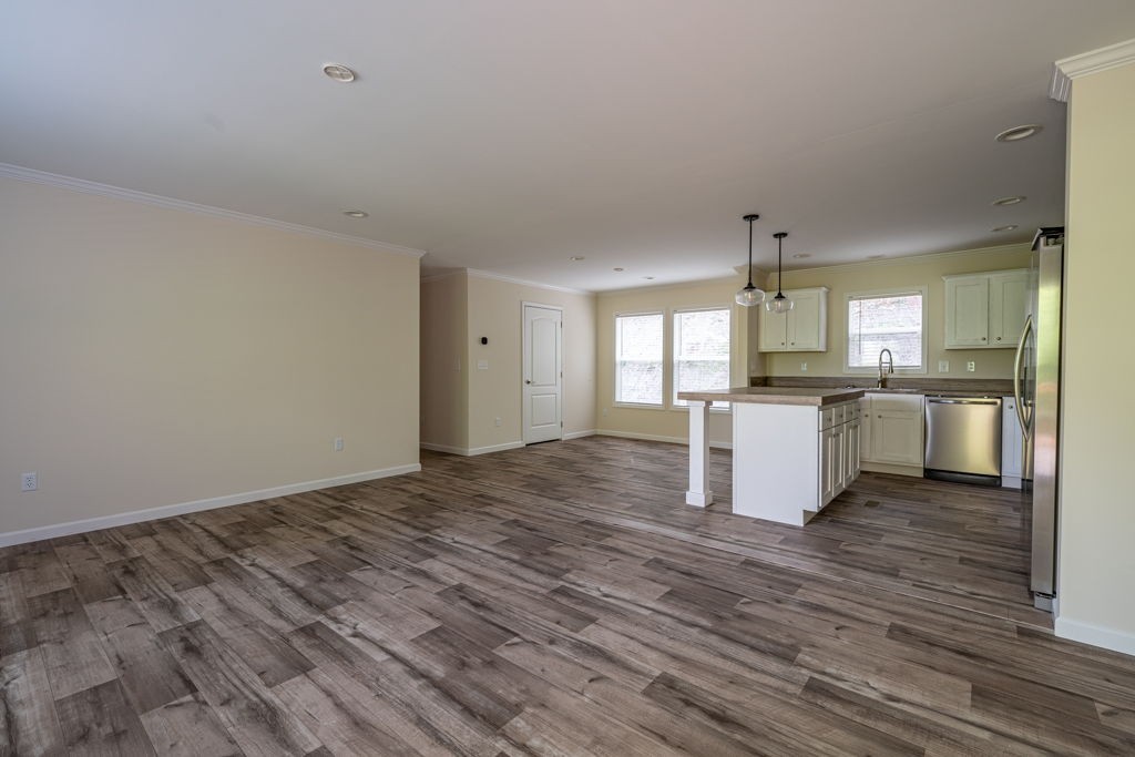 1000 Mining Town Rd Property Photo 37