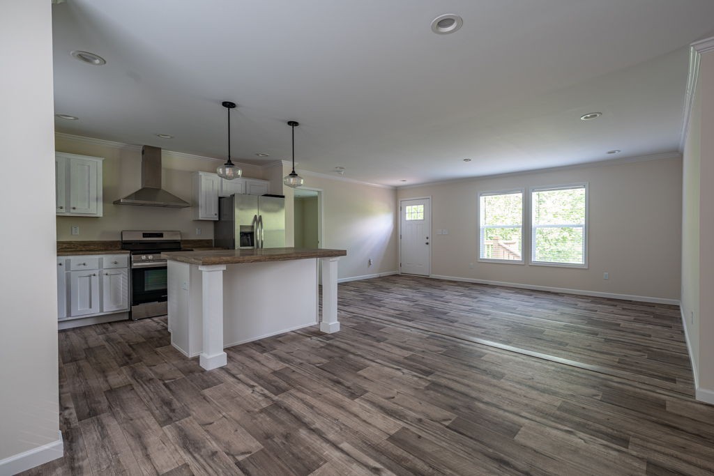 1000 Mining Town Rd Property Photo 38