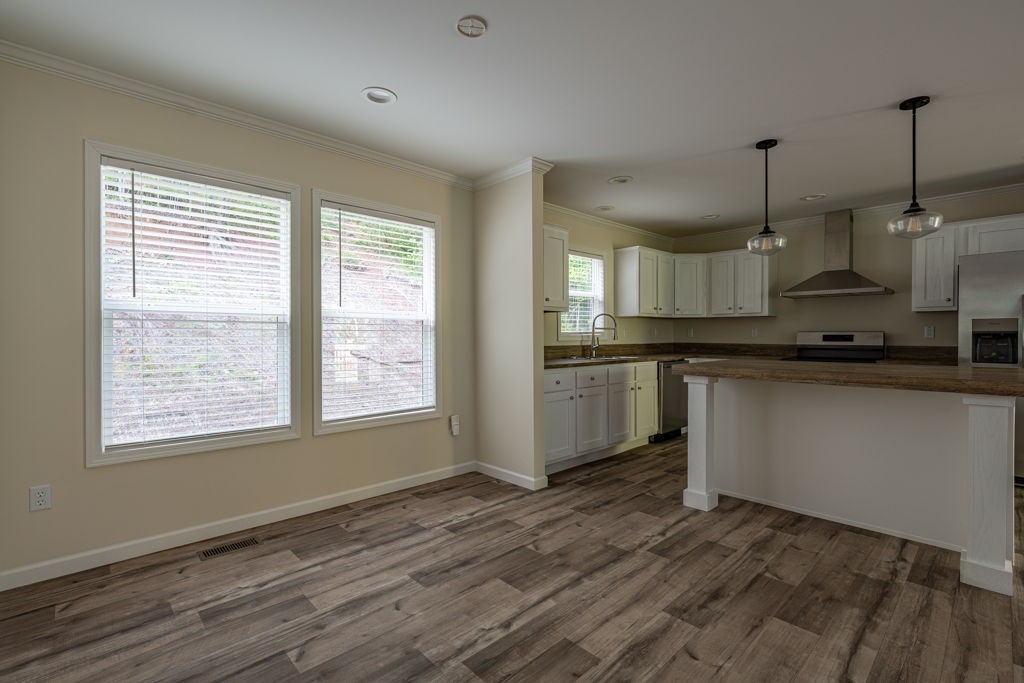 1000 Mining Town Rd Property Photo 39