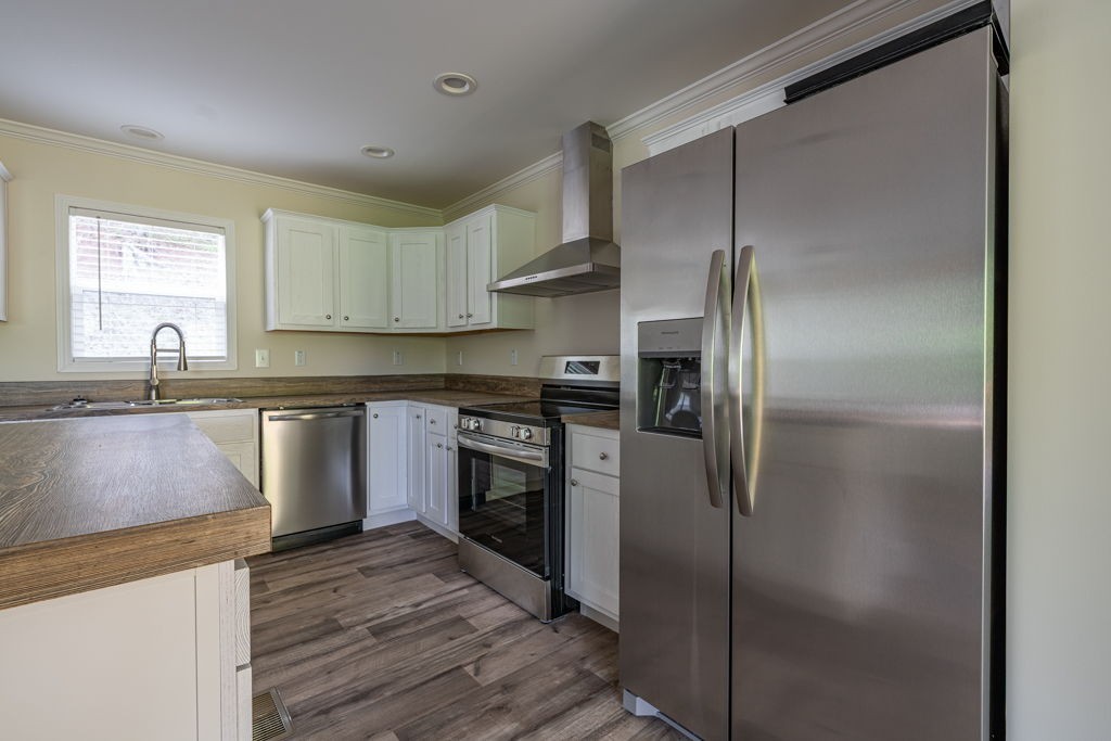 1000 Mining Town Rd Property Photo 43