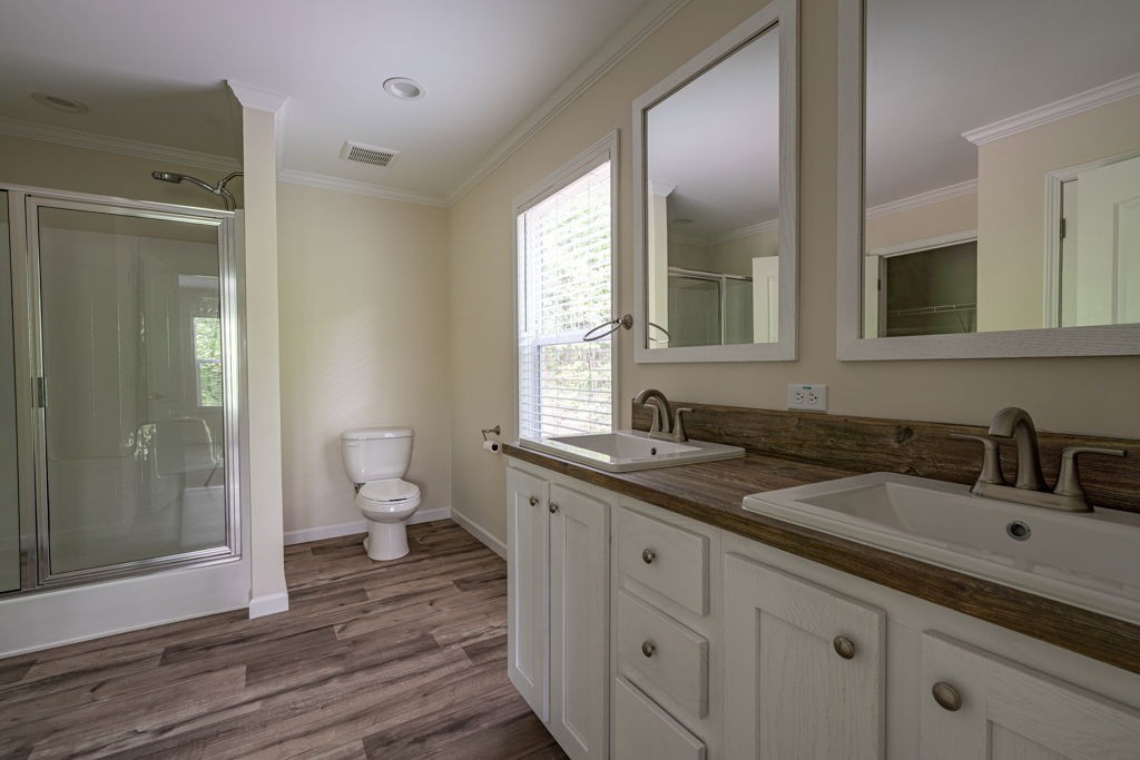 1000 Mining Town Rd Property Photo 46