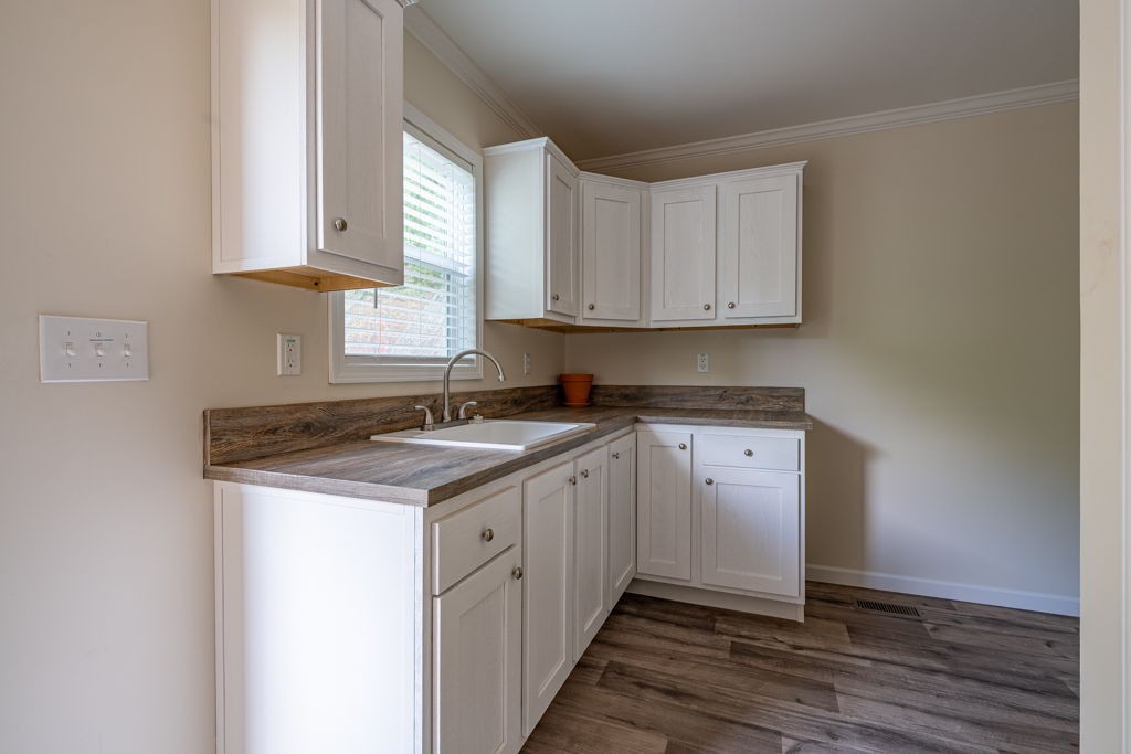 1000 Mining Town Rd Property Photo 54