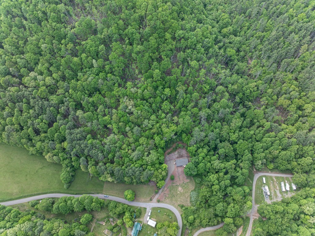 1000 Mining Town Rd Property Photo 62