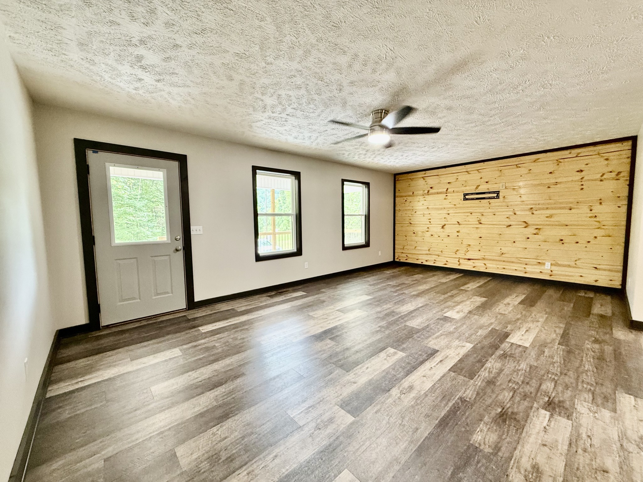 778 Jones Hollow Road Property Photo 9