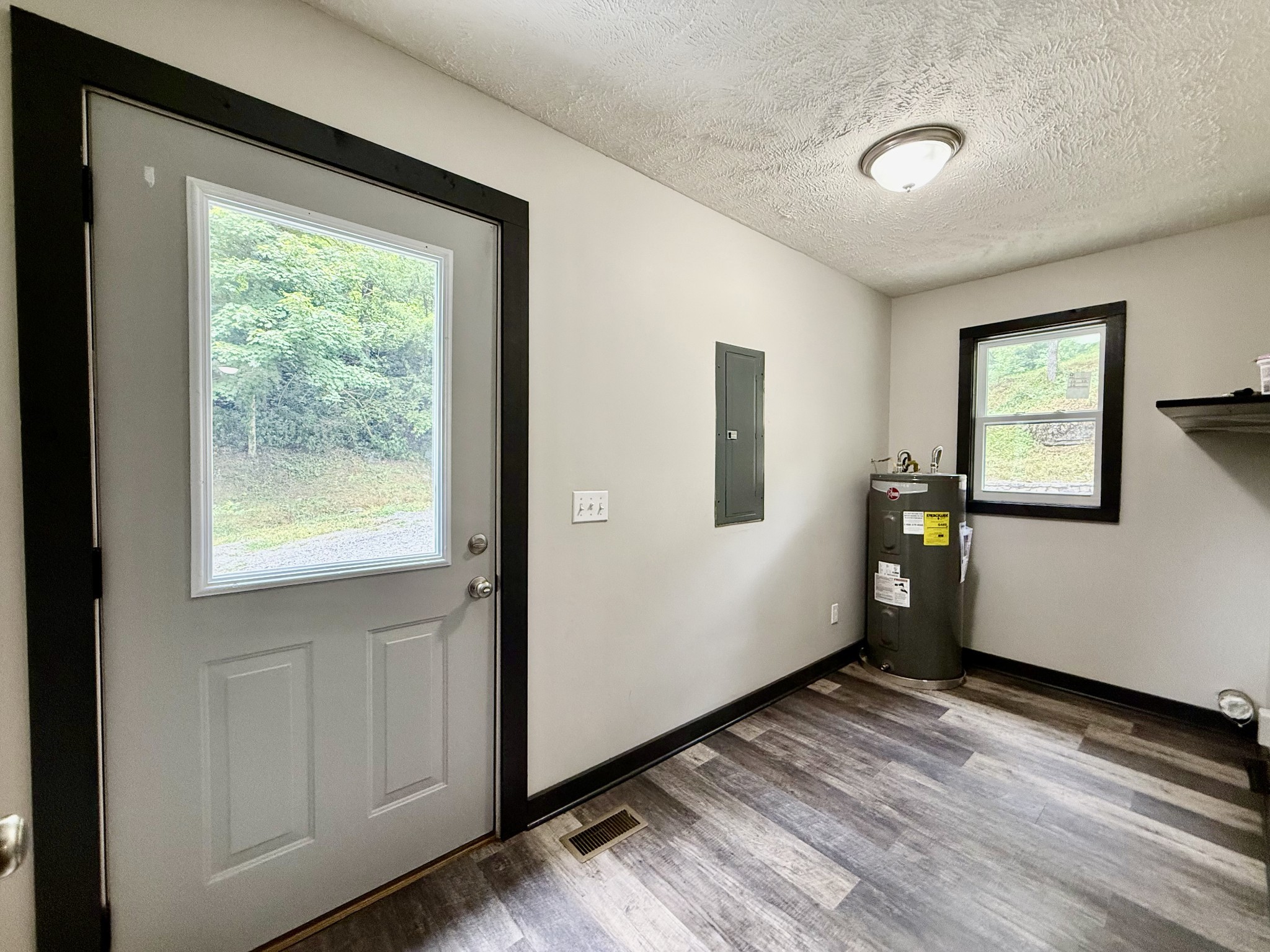 778 Jones Hollow Road Property Photo 12