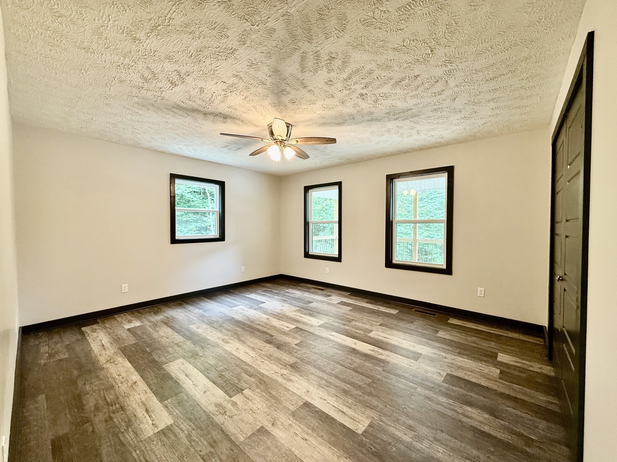 778 Jones Hollow Road Property Photo 13