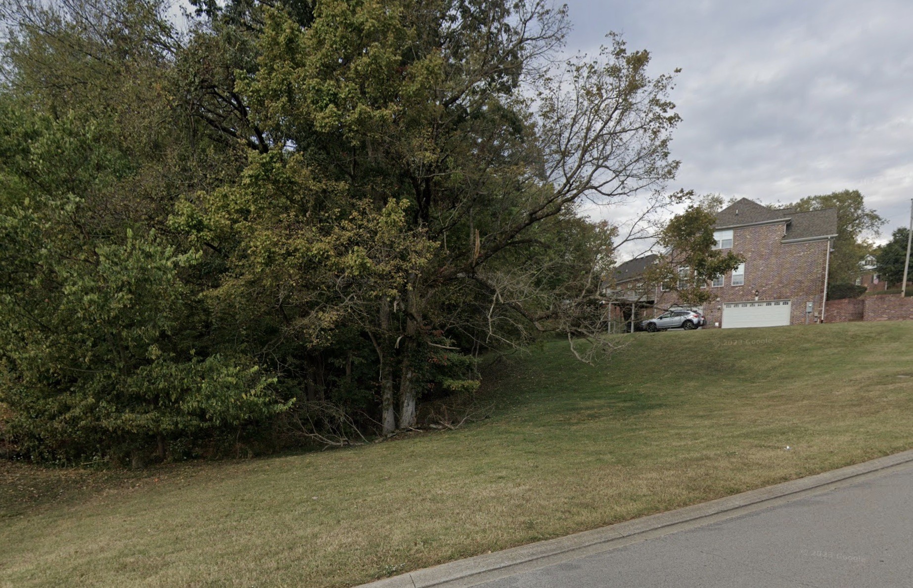 1612 Allendale Dr Property Photo 2