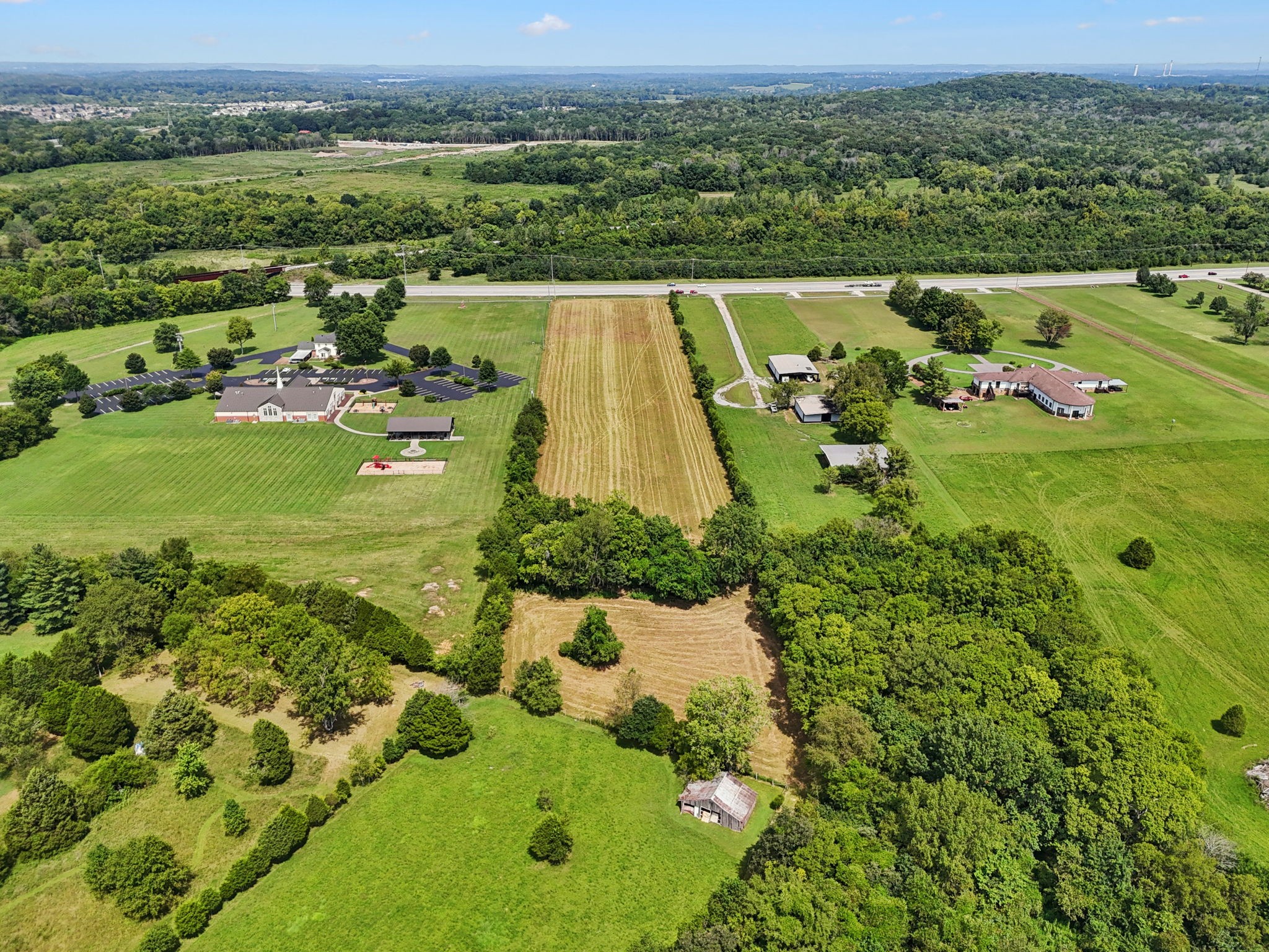 3 Lebanon Rd Property Photo 7