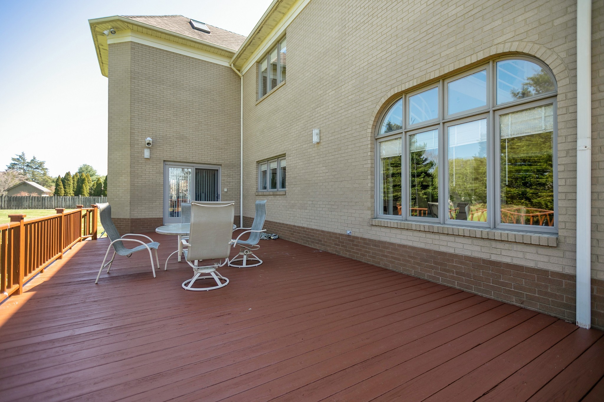 970 9th St Property Photo 12
