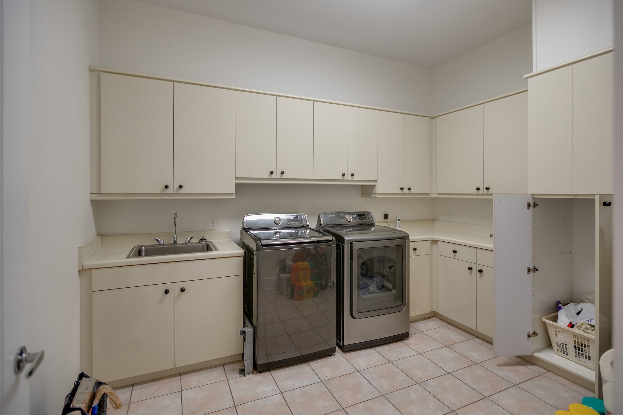 970 9th St Property Photo 34
