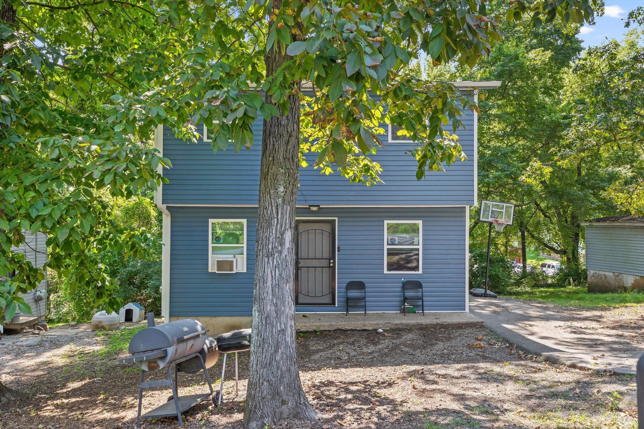 810 Sylvan Drive Property Photo 2